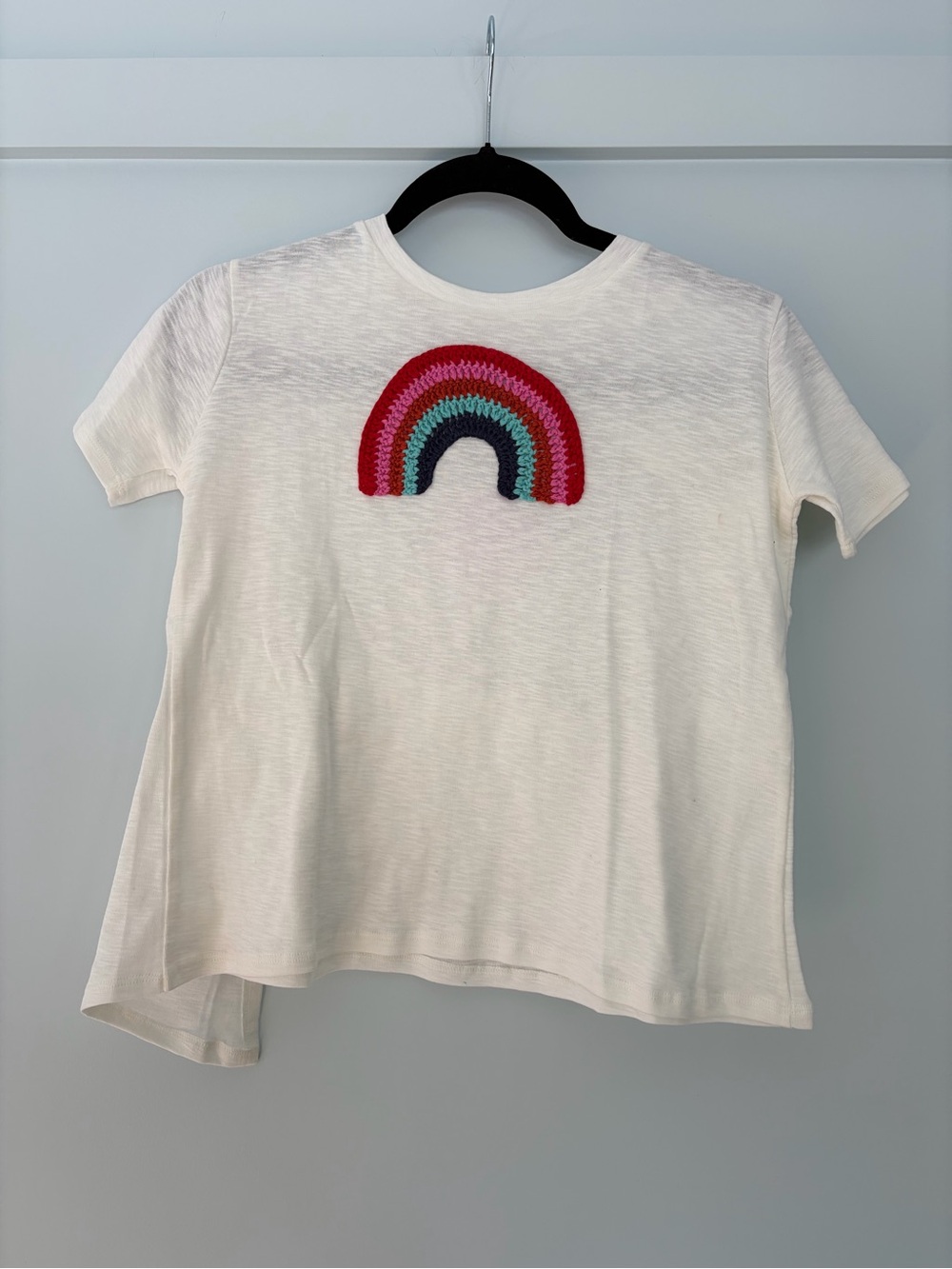 Love Daisy White Short-Sleeve Tee with Crocheted Rainbow